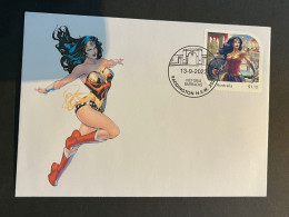 (4 R 2) DC Comics - Wonder-women (cover With New Australia Stamp) Stamp Folder Issued 13-9-2022) 2 Covers - Lettres & Documents