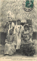 - Dpts Div-ref-BJ815- Nouvelle Caledonie - Famille Des Iles Loyalty - Ethnologie - Exposition Coloniale 1907 - - Nouvelle Calédonie