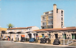 La Seyne Sur Mer - Les Sablettes - Hotel Restaurant - Automobiles  -  Provence Plage -  CPSM °J - La Seyne-sur-Mer