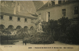 Gent - Gand  // Pensionnat Des Soeurs De N-D. Nouveau Bois (Cour Interieure) Ca 1900 - Gent