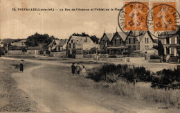 N°105836 -cpa Préfailles -le Bas De L'avenue Et L'hôtel De La Plage- - Préfailles