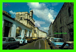 SANTO DOMINGO, RÉPUBLIQUE DOMINICAINE - LAS DAMAS STREET, THE OLDEST ONE -  MAXY'S - CALLE LAS DAMAS - - República Dominicana