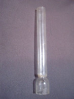 UN  VERRE DE LAMPE A PETROLE - Kronleuchter, Kandelaber & Kerzenhalter