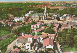 CPSM Merignac  Vue Générale Et La Vieille église - Merignac