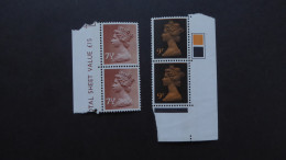 GREAT BRITAIN SG X877 & X884 PAIR     - Maschinenstempel (EMA)