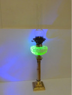 -GRANDE LAMPE A PETROLE XIXe BOL OURALINE COLONNE CORINTHIENNE BRONZE ALBATRE E - Lighting & Lampshades
