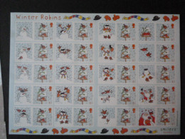 GREAT BRITAIN SG 2239 WINTER ROBINS DIE CUT  PERFORATED 20 STAMPS SMILER SHEET WITH GUTTERS & LABELS - Hojas & Múltiples