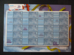 GREAT BRITAIN SG 2262 HELLO FOR WORLD STAMP EXPO 2005 20 STAMPS SMILER SHEET WITH GUTTERS & LABELS - Ganze Bögen & Platten