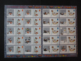 GREAT BRITAIN SG 2238-39 CHRISTMAS ROBINS DIE CUT  PERFORATED 20 STAMPS SMILER SHEET WITH GUTTERS & LABELS - Feuilles, Planches  Et Multiples