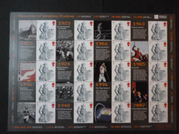 GREAT BRITAIN SG 2291 MEMORIES OF WEMBLEY STADIUM 20 STAMPS SMILER SHEET WITH GUTTERS & LABELS - Hojas & Múltiples