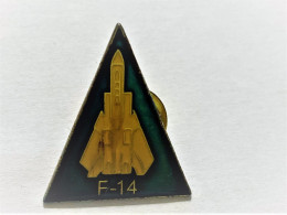 PINS ESPACE FUSEE F 14 / 33NAT - Espacio