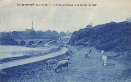 Guenrouet * Le Pont , Le Halage Et Le Coteau St Clair * Villageois Moutons Pâturages - Guenrouet