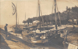 17-MESCHERS- CARTE-PHOTO- LE PORT - Meschers