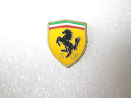 PIN'S     LOGO  FERRARI    15X12 Mm - Ferrari