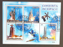 SAO TOME E PRINCIPE (SAINT THOMAS ET PRINCE) Cosmos Espace. Feuillet 5 Valeurs Emis En 2009. Oblitéré, Used - Afrique