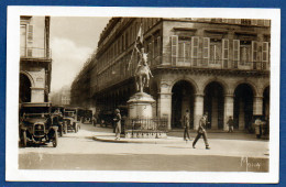 PARIS - LES PETITS TABLEAUX DE PARIS - STATUE DE JEANNE D'ARC - DUE A FREMIET - PLACE DE RIVOLI   - FRANCE - Statues