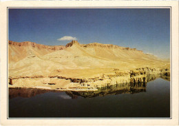 PC AFGHANISTAN, DE HINDU KUCH EN DE MOSKEE VAN ALI, Modern Postcard (b48153) - Afghanistan