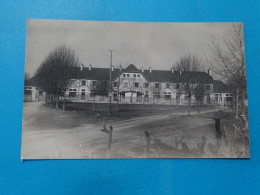 29) Clohars-Carnoët - N°34 - (carte Photo) - Vue Du Groupe Scolaire - ANNEE: - EDIT: Nonzais 18 - Clohars-Carnoët