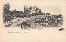 Combourg * Route Et Vue Sur Le Château - Combourg