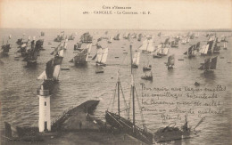 Cancale * La Caravane * Jetée Et Phare * Bateaux - Cancale