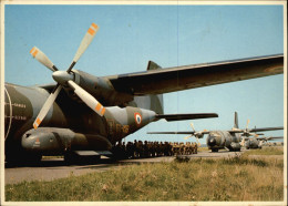 PARACHUTISME - Parachutiste - Grande Carte - Avion TRANSALL C 160, Embarquement - Militaria, Armée De L'air - Fallschirmspringen