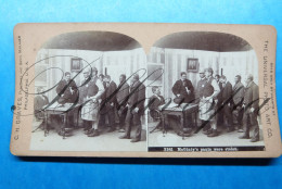 Mc Ginty's Pants Were Stolen.   N° 3241 C.H. Graves  The Universal Photo Art Co. Theater Act - Stereo-Photographie