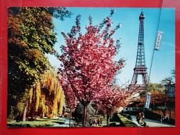 KOV 11-49 - PARIS, La Tour Eiffel,  - Tour Eiffel