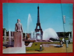 KOV 11-67 - PARIS, Tour Eiffel,  - Tour Eiffel