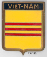 CAL230  - PLAQUE CALANDRE AUTO - VIETNAM - Plaques émaillées (après 1960)