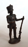 Rare FIGURINE KINDER  METAL 70's - SOLDATS NAPOLEONIENS 1804-1815 Grenadier 3 (3) - Figurines En Métal