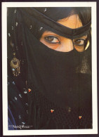 ARABIE SAOUDITE YOUNG BEDUIN GIRL WEARING A TRADITIONAL VEIL THE BORGA 12 X 17 CM - Arabie Saoudite