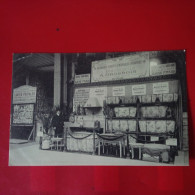 PARIS STAND A GROSBOIS BAIGNOIRES PLIANTES A COTE MARCHAND DE CARTES POSTALES RARE - Otros Monumentos