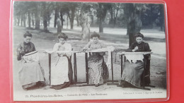 Plombières Les Bains , Les Brodeuses - Plombieres Les Bains