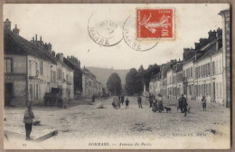 Delcampe - CPA 51 - DORMANS - Avenue De Paris - TB PLAN CENTRE VILLAGE Jolie ANIMATION Hôtel De La Réunion à Gauche - Dormans