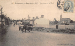 ¤¤  -   BOURGNEUF-en-RETZ    -   L'Avenue De La Gare   -  Attelage De Boeufs   -    ¤¤ - Bourgneuf-en-Retz