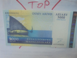 MADAGASCAR 5000 ARIARY/25.000 FRANCS ND (2003) Neuf (B.29) - Madagaskar