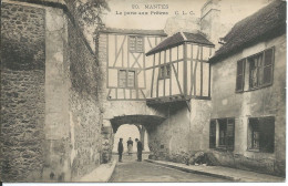 Mantes (78) - La Porte Aux Prêtres - Mantes La Jolie