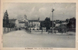 LE BEAUSSET   ( VAR )  LA NOUVELLE PLACE - Le Beausset