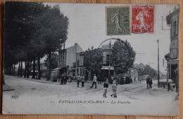 93 : Pavillons-sous-Bois - La Fourche - Animée - (n°26554) - Les Pavillons Sous Bois