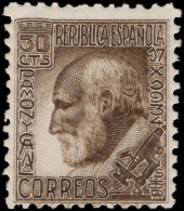 Spain 1931-38 30c Sepia Lightly Mounted Mint. - Nuevos