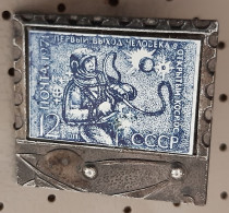 Space 1971 CCCP  Badge Pin - Espacio