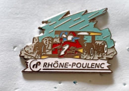 Pin's F1 Rhône-Poulenc Groupe Chimique Et Pharmaceutique Démons & Merveilles - F1