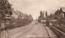 PRESTATYN GRONANT ROAD OLD B/W POSTCARD WALES - Denbighshire