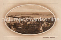 GUERNSEY HARBOUR OLD B/W POSTCARD CHANNEL ISLANDS - Guernsey