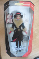 NEUF - Barbie Winter In New York City Seasons 1997-98 Collector Edition Mattel - Barbie