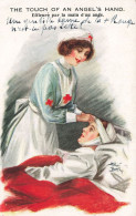 RED CROSS * CPA Illustrateur * The Touch Of An Angel's Hand * Infirmière Croix Rouge Militaria WW1 Guerre 14/18 War - Autres & Non Classés