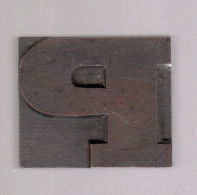 CARACTERE D'IMPRIMERIE BOIS Typographie Vintage Wooden Printer Block Lettre P - Autres & Non Classés