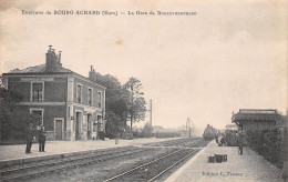 BOURGTHEROULDE (Eure) Près Bourg-Achard - La Gare - Arrivée Du Train - Ecrit (2 Scans) Largesse Aux Jonquerets-de-Livet - Bourgtheroulde