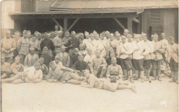 Militaria * Carte Photo * Soldats Régiment Militaire , Manoeuvres Camp - Régiments