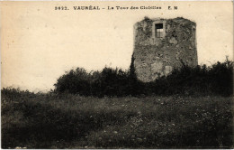 CPA Vaureal La Tour Des Clobilles FRANCE (1307717) - Vauréal